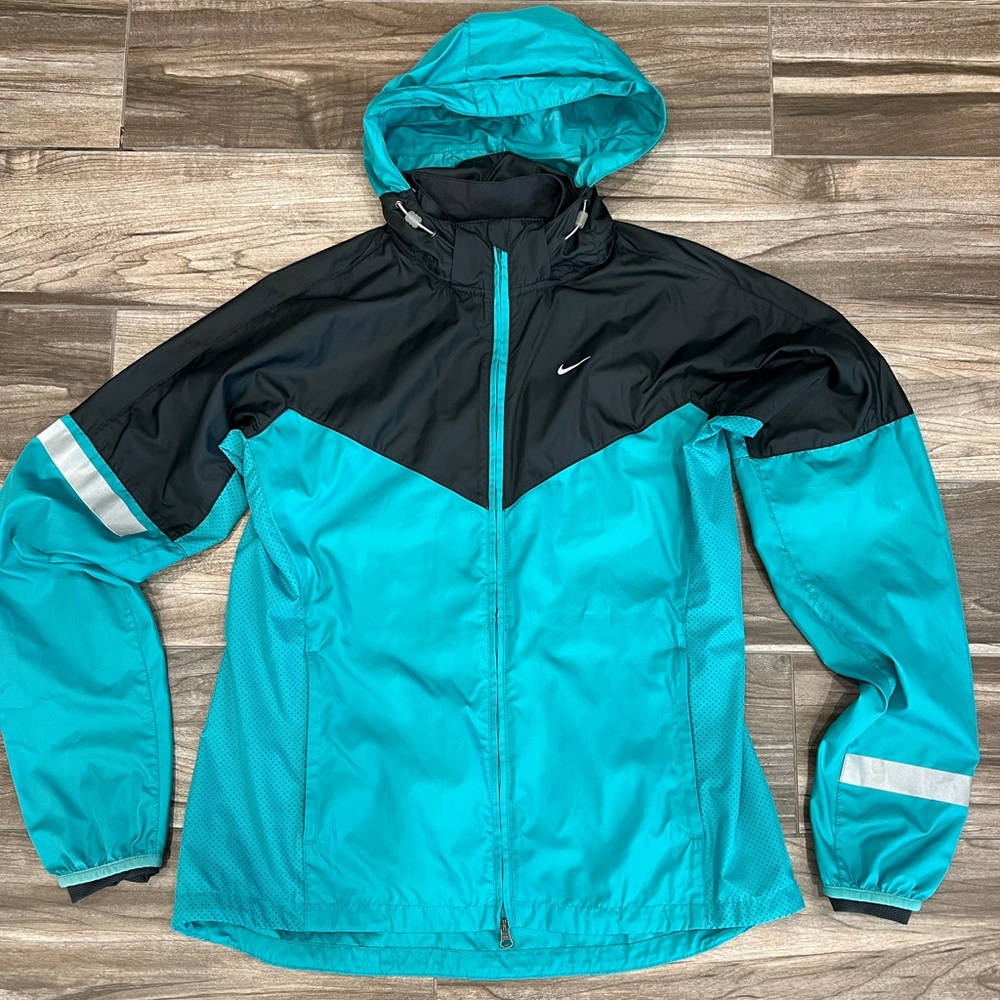 Nike Woman’s Windbreaker Full Zip Jacket Teal Size Medium